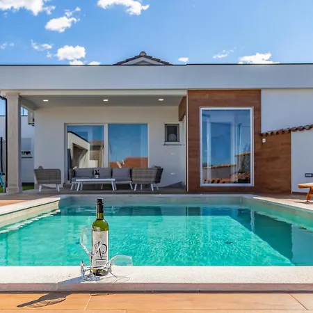 Holiday home Amazing In *