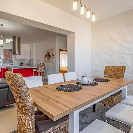 Amazing In Holiday home *