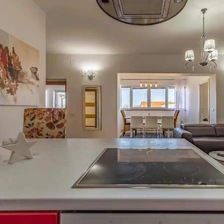 Amazing In Сasa de vacaciones Galižana